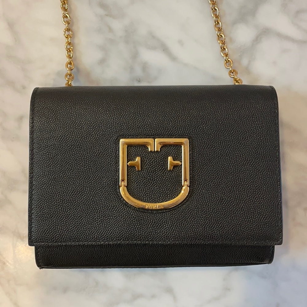 Furla VIVA Pochette Nero Black Leather Crossbody
